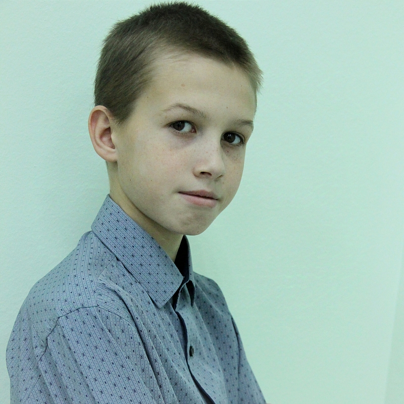 Денис И., родился в марте 2012 года