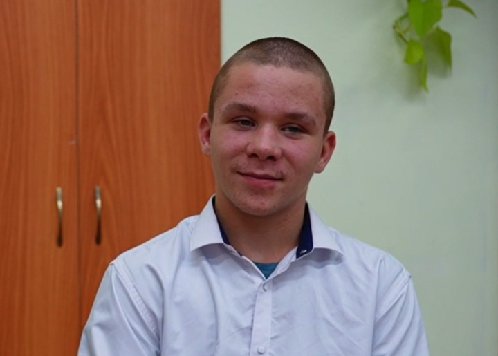 Александр Е., родился в мае 2008 года